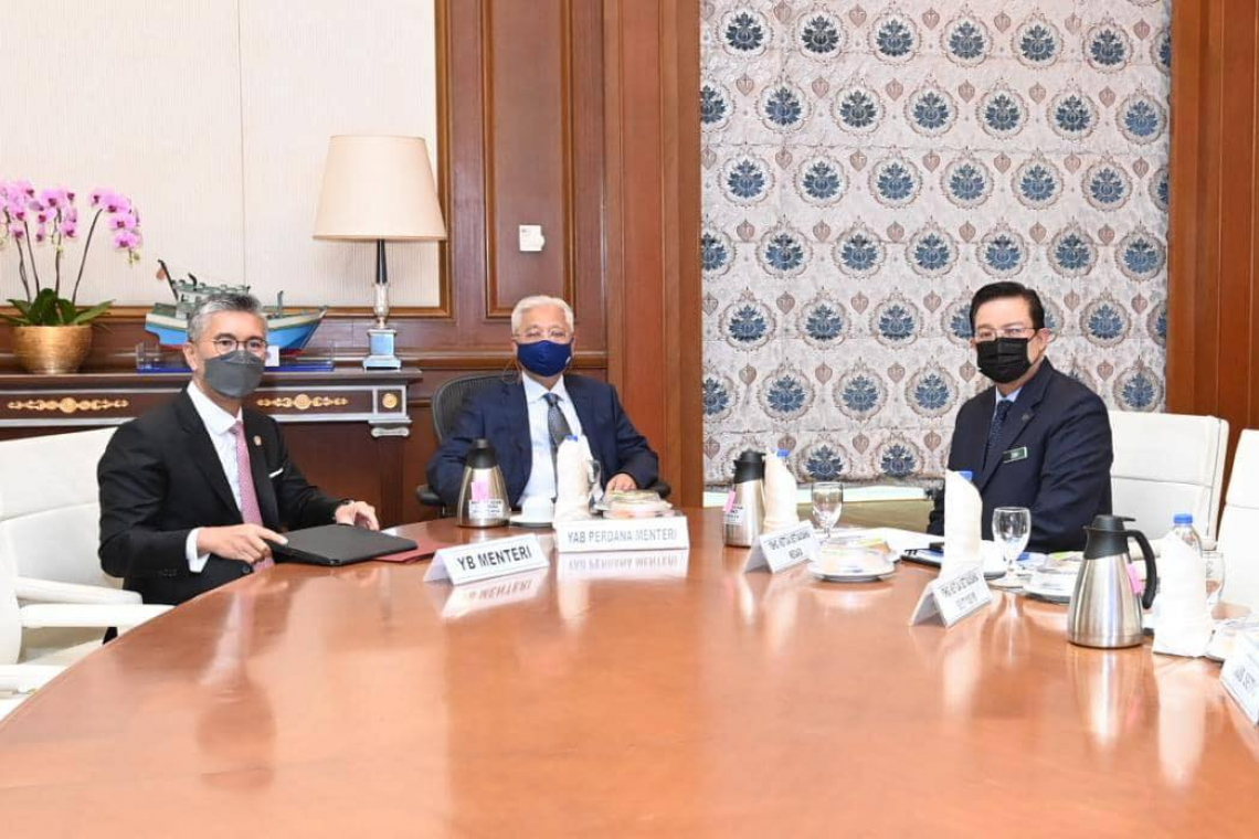 Sesi Perbentangan KPI 100 Hari Kementerian Kewangan